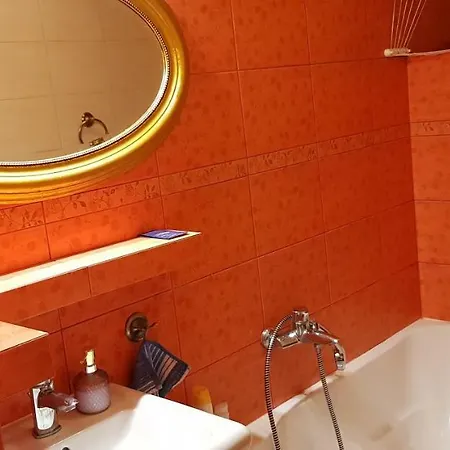 Apartament Nel *